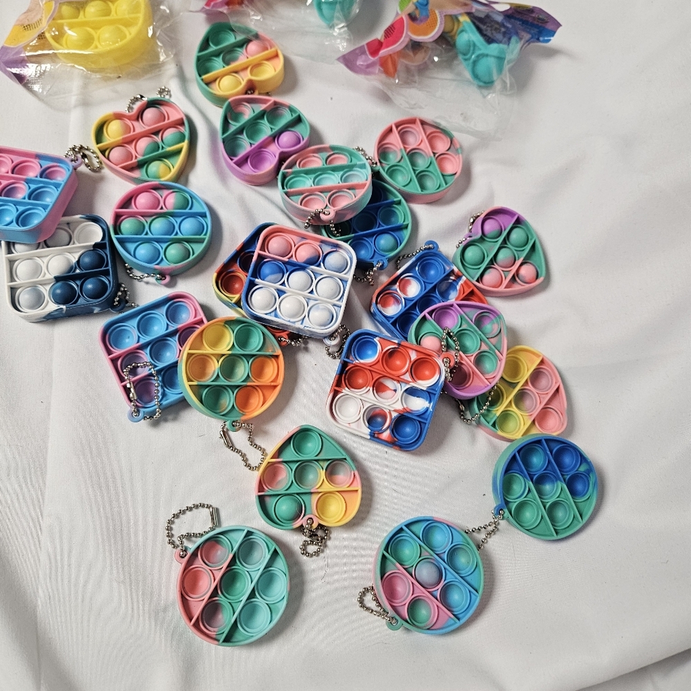 Colorful Pop It Keychains Set Bundle - Picture 2 of 4